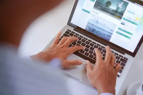 Custom Content Creation & Link Integration